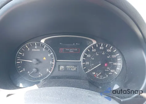 2015 Nissan Altima 2.5 S из США, поврежденный, VIN 1N4AL3AP2FC430716